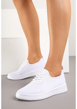 Białe Buty Sportowe Sneakersy z Siateczkową Cholewką Eradwena ze sklepu born2be.pl w kategorii Buty sportowe damskie - zdjęcie 178951453