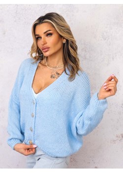 LUŹNY SWETER ZE ZŁOTYMI GUZIKAMI- NIEBIESKI ze sklepu olika.com.pl w kategorii Swetry damskie - zdjęcie 178958313