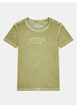 Guess T-Shirt L4GI30 K8HM4 Zielony Regular Fit ze sklepu MODIVO w kategorii T-shirty chłopięce - zdjęcie 179022874