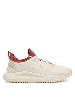 Sneakersy Calvin Klein Jeans Eva Runner Tech Ripstop YM0YM01203 Beżowy ze sklepu eobuwie.pl w kategorii Buty sportowe męskie - zdjęcie 179025610