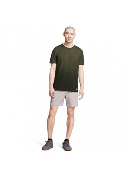 Męskie spodenki treningowe Under Armour UA Vanish Woven 6in Shorts - beżowe ze sklepu Sportstylestory.com w kategorii Spodenki męskie - zdjęcie 179037801