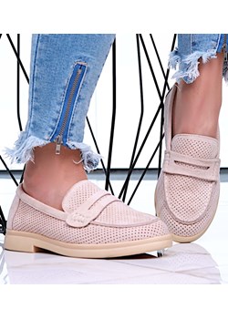 Beżowe ażurowe półbuty loafersy na niskim obcasie /G8-3 16054 T275/ - id: 29657 - marki Pantofelek24.pl - 179041812 Beżowe ażurowe półbuty loafersy na niskim obcasie /G8-3 16054 T275/ ze sklepu Pantofelek24.pl w kategorii Mokasyny damskie - zdjęcie 179041812