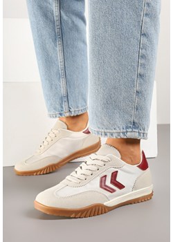 Beżowo-Czerwone Sneakersy w Stylu Klasycznych Tenisówek z Ozdobnymi Przeszyciami Mepnia ze sklepu born2be.pl w kategorii Buty sportowe damskie - zdjęcie 179081350