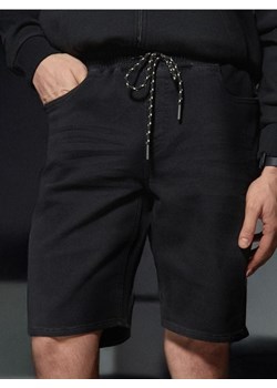Sinsay - Szorty jeansowe jogger - czarny ze sklepu Sinsay w kategorii Spodenki męskie - zdjęcie 179083340
