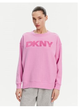 DKNY Bluza DP5T1140 Różowy Regular Fit ze sklepu MODIVO w kategorii Bluzy damskie - zdjęcie 179092151