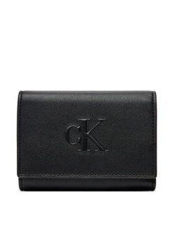 Calvin Klein Jeans Mały Portfel Damski LV04K1078G Czarny ze sklepu MODIVO w kategorii Portfele damskie - zdjęcie 179104080