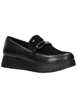 Wojas Skórzane slippersy w kolorze czarnym ze sklepu Limango Polska w kategorii Półbuty damskie - zdjęcie 179143054