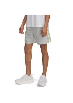 Męskie spodenki do biegania Under Armour UA Launch 7\'\' Short - szare ze sklepu Sportstylestory.com w kategorii Spodenki męskie - zdjęcie 179147381