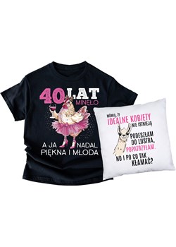 Koszulka na 40 urodziny - zestaw prezentowy z poduszką ze sklepu Time For Fashion w kategorii Bluzki damskie - zdjęcie 179173851