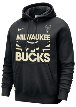 Męska bluza z kapturem zakładana przez głowę Nike NBA Milwaukee Bucks Club Courtside - Czerń ze sklepu Nike poland w kategorii Bluzy męskie - zdjęcie 179204320