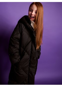 Reserved - Długi płaszcz z puchowym wypełnieniem - czarny ze sklepu Reserved w kategorii Płaszcze dziewczęce - zdjęcie 179221254