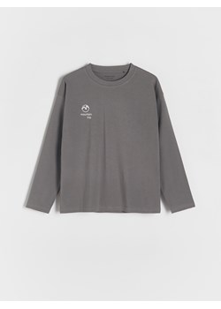 Reserved - Longsleeve z nadrukiem - ciemnoszary ze sklepu Reserved w kategorii T-shirty chłopięce - zdjęcie 179237661