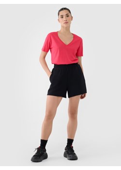Damskie spodenki dresowe 4F 4FWSS25TSHOF540 - czarne ze sklepu Sportstylestory.com w kategorii Szorty - zdjęcie 179257451