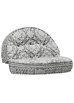 Materiałowa sofa Lekma - ażurowa ze sklepu Edinos.pl w kategorii Sofy i kanapy - zdjęcie 179263802