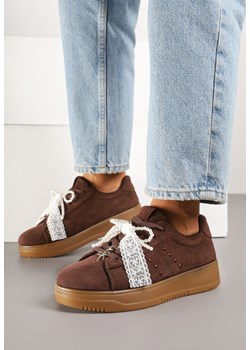 Brązowe Sneakersy na Grubej Podeszwie z Ozdobnymi Kokardkami Divelia ze sklepu born2be.pl w kategorii Buty sportowe damskie - zdjęcie 179276063