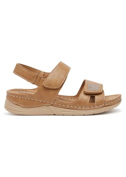 Sandały Clara Barson WFA3741-1 ze sklepu ccc.eu w kategorii Sandały damskie - zdjęcie 179283553