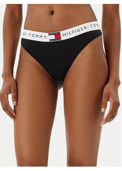 Tommy Hilfiger Stringi UW0UW06039 Czarny ze sklepu MODIVO w kategorii Majtki damskie - zdjęcie 179332863
