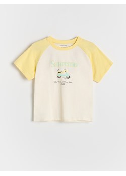 Reserved - Bawełniany t-shirt z nadrukiem - żółty ze sklepu Reserved w kategorii Bluzki dziewczęce - zdjęcie 179338980