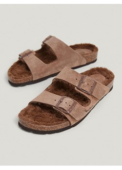 Pepe Jeans FOOTWEAR Skórzane klapki w kolorze brązowym ze sklepu Limango Polska w kategorii Klapki damskie - zdjęcie 179407284