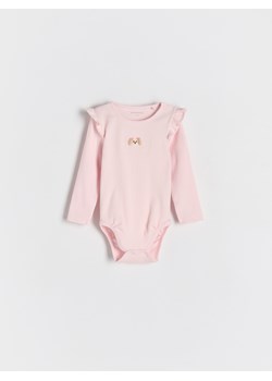 Reserved - Prążkowane body z haftem - pastelowy róż ze sklepu Reserved w kategorii Odzież dla niemowląt - zdjęcie 179491233