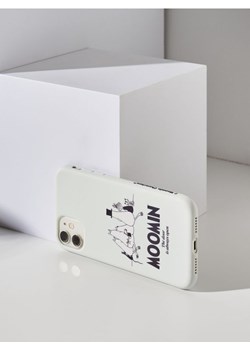 Sinsay - Etui na iPhone 15 The Moomins - kremowy ze sklepu Sinsay w kategorii Etui - zdjęcie 179492880