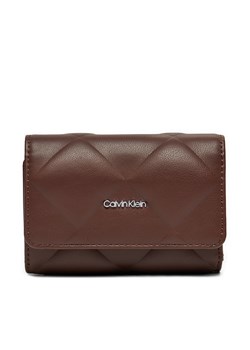 Mały Portfel Damski Calvin Klein K60K612898 Brązowy ze sklepu eobuwie.pl w kategorii Portfele damskie - zdjęcie 179506270