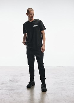 "} ze sklepu Diverse w kategorii T-shirty męskie - zdjęcie 179518324