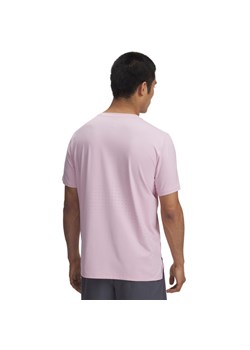 Męska koszulka do biegania Under Armour UA Launch Elite - różowa ze sklepu Sportstylestory.com w kategorii T-shirty męskie - zdjęcie 179536370