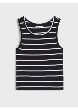 Sinsay - Koszulka bez rękawów z elastycznej dzianiny - biały ze sklepu Sinsay w kategorii T-shirty chłopięce - zdjęcie 179572503