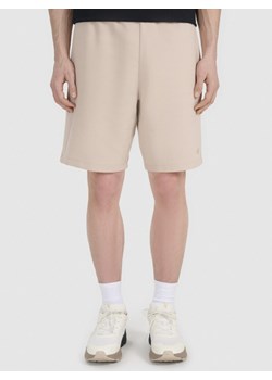 Męskie spodenki casual 4F 4FRSS25TSHOM746 - beżowe ze sklepu Sportstylestory.com w kategorii Spodenki męskie - zdjęcie 179633111