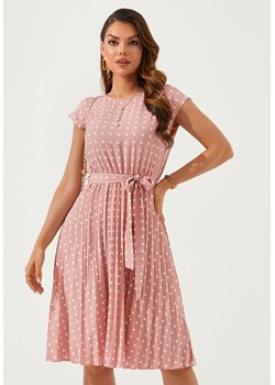 Sukienka z krótkim rękawem i modnym wiązaniem w pasie ze sklepu Jacinshop w kategorii Sukienki - zdjęcie 179646570