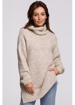 Sweter oversize z golfem - beżowy ze sklepu Cudmoda w kategorii Swetry damskie - zdjęcie 179651400