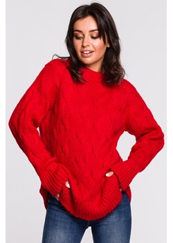 Sweter ze splotem typu warkocz - czerwony ze sklepu Cudmoda w kategorii Swetry damskie - zdjęcie 179653434