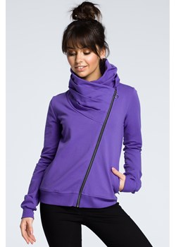Bluza z ukośnym zamkiem - fioletowa ze sklepu Cudmoda w kategorii Bluzy damskie - zdjęcie 179655582
