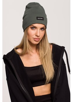Czapka beanie unisex z naszywką good vibes - militarno-zielona ze sklepu Cudmoda w kategorii Czapki zimowe damskie - zdjęcie 179657104
