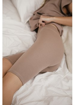 Legginsy typu kolarki - cappuccino ze sklepu Cudmoda w kategorii Szorty - zdjęcie 179657613