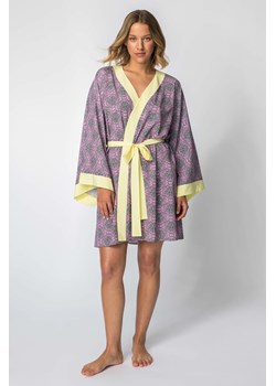 Szlafrok o kroju kimono z nadrukiem - model 2 ze sklepu Cudmoda w kategorii Szlafroki damskie - zdjęcie 179658090