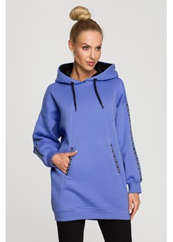 Bluza oversize z lampasami i kapturem - jasnofioletowa ze sklepu Cudmoda w kategorii Bluzy damskie - zdjęcie 179658181