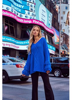 Sweter w stylu boho z frędzlami - szafirowy ze sklepu Cudmoda w kategorii Swetry damskie - zdjęcie 179658234