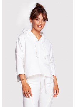 Bluza o luźnym kroju z kapturem - ecru ze sklepu Cudmoda w kategorii Bluzy damskie - zdjęcie 179658280