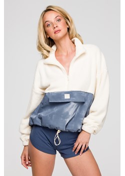 Luźna bluza pluszowa z kieszenią - model 3 ze sklepu Cudmoda w kategorii Bluzy damskie - zdjęcie 179658562