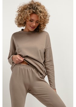 Prosta bluza damska z dzianiny - cappuccino ze sklepu Cudmoda w kategorii Bluzy damskie - zdjęcie 179659673