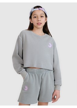 Dziewczęca bluza dresowa bez kaptura nierozpinana 4F 4FJWSS25TSWSF1504 - szara ze sklepu Sportstylestory.com w kategorii Bluzy dziewczęce - zdjęcie 179684930