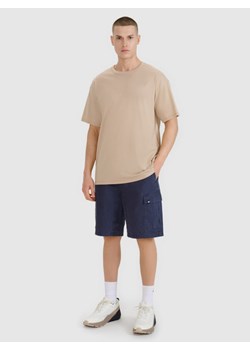 Męski t-shirt oversize 4F 4FRSS25TTSHM2686 - brązowy ze sklepu Sportstylestory.com w kategorii T-shirty męskie - zdjęcie 179708452