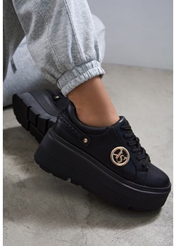 Czarne Sneakersy Vices na Platformie Ozdobione Metaliczną Aplikacją Tatellia ze sklepu renee.pl w kategorii Buty sportowe damskie - zdjęcie 179712121