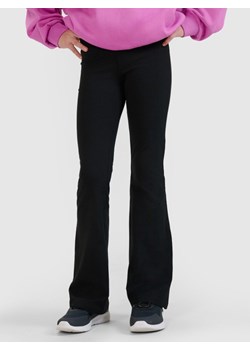 Dziewczęce legginsy dzianinowe 4F 4FJRSS25TTIGF271 - czarne ze sklepu Sportstylestory.com w kategorii Spodnie dziewczęce - zdjęcie 179733114