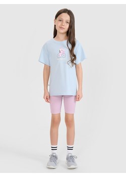 Dziewczęcy t-shirt z nadrukiem 4F 4FJRSS25TTSHF2645 - niebieski ze sklepu Sportstylestory.com w kategorii Bluzki dziewczęce - zdjęcie 179733323