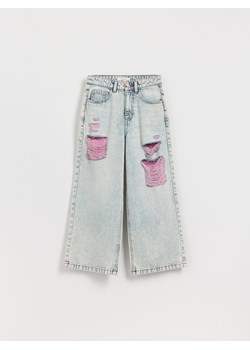 Reserved - Jeansy wide leg z przetarciami - niebieski ze sklepu Reserved w kategorii Spodnie dziewczęce - zdjęcie 179743153