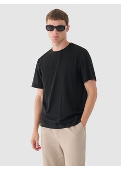 Męski t-shirt basic Outhorn OTHWAW24TTSHM2155 - czarny ze sklepu Sportstylestory.com w kategorii T-shirty męskie - zdjęcie 179754801