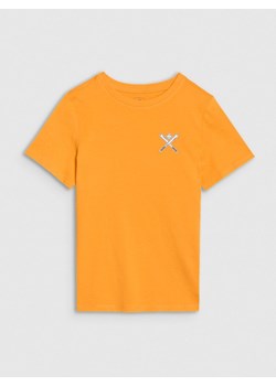 Chłopięcy t-shirt z nadrukiem 4F 4FJRSS25TTSHM2642 - pomarańczowy ze sklepu Sportstylestory.com w kategorii T-shirty chłopięce - zdjęcie 179792060